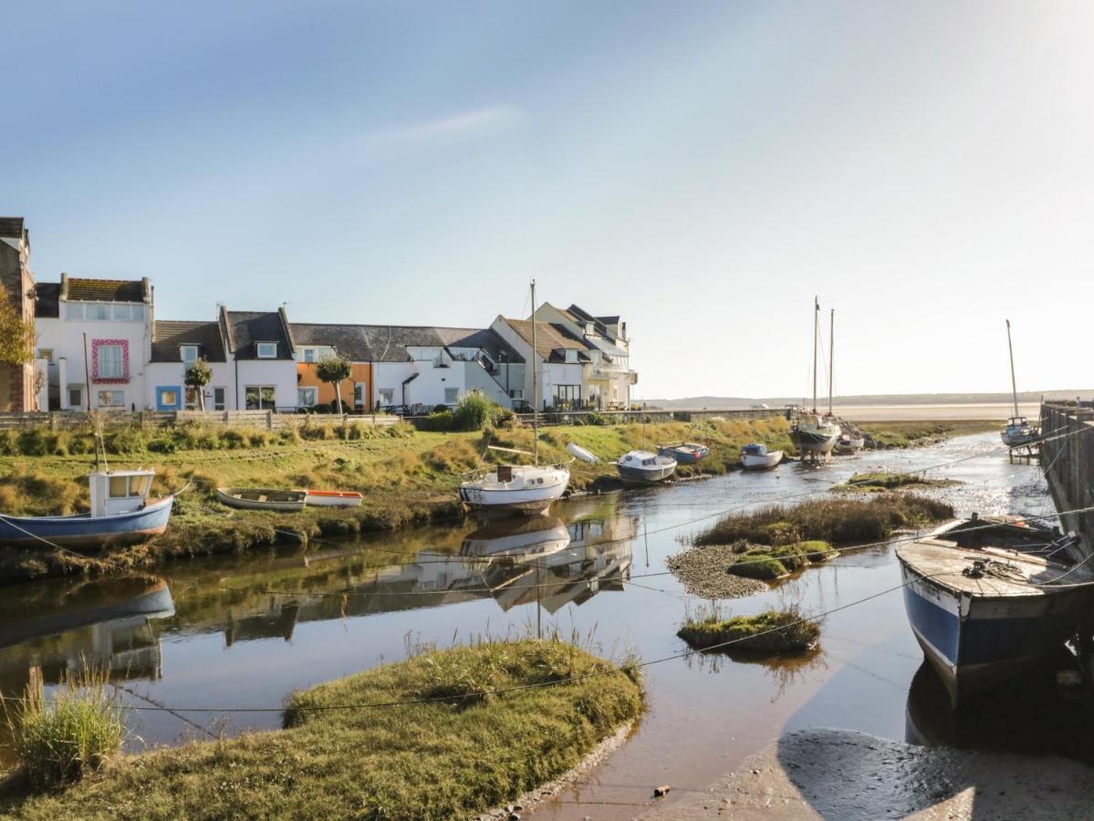 Harbour View Villa Милъм Екстериор снимка