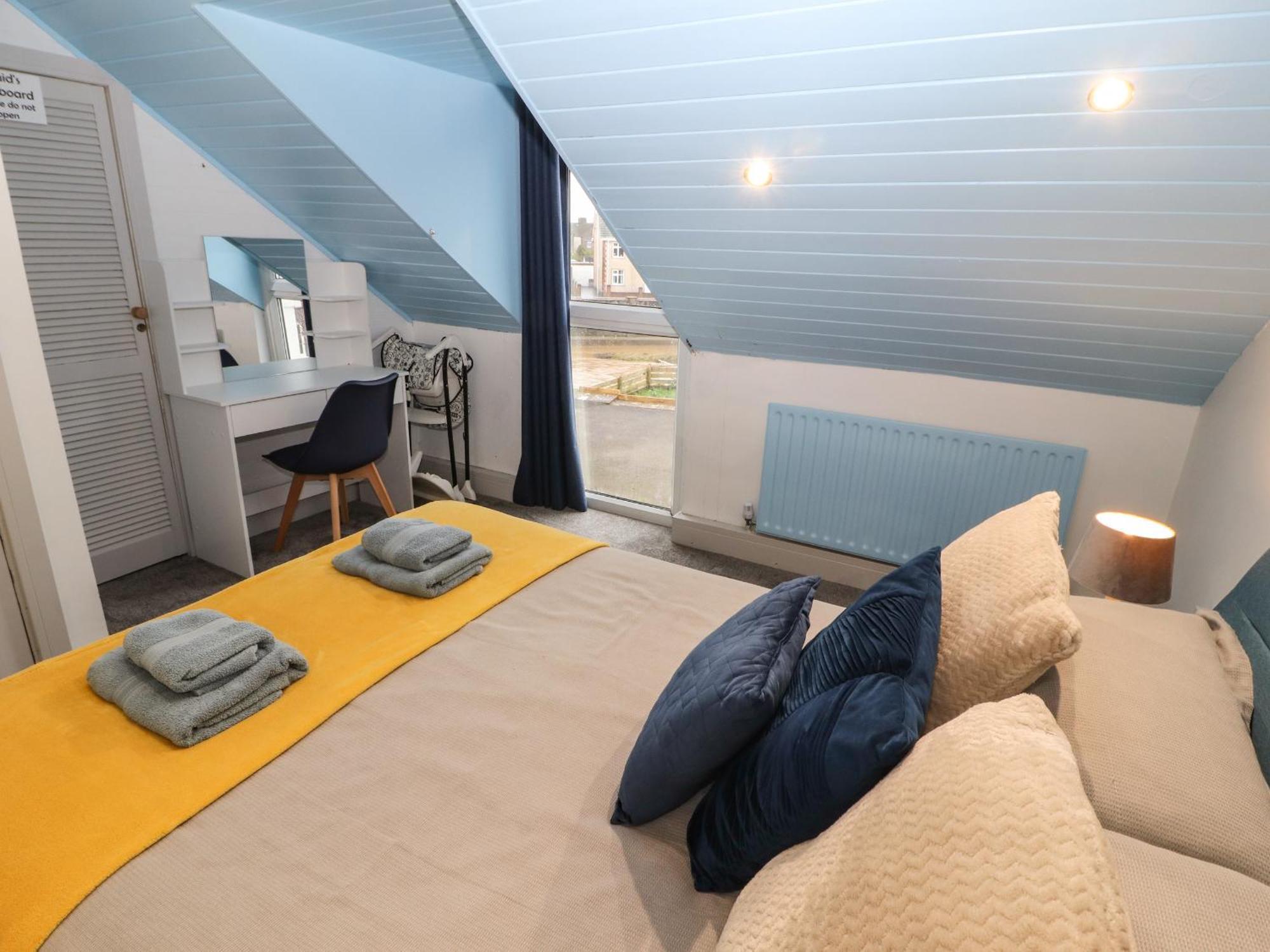 Harbour View Villa Милъм Екстериор снимка