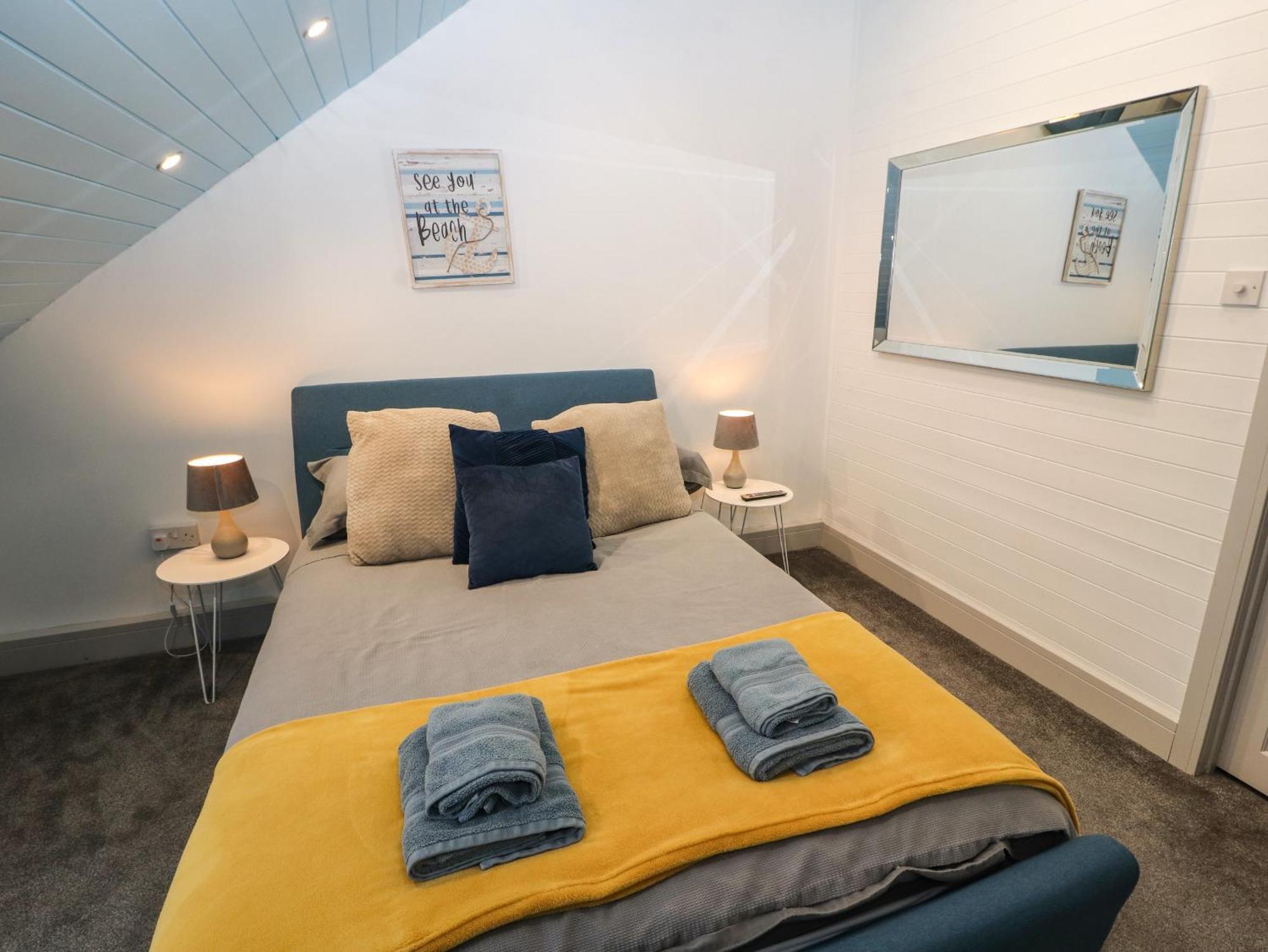 Harbour View Villa Милъм Екстериор снимка